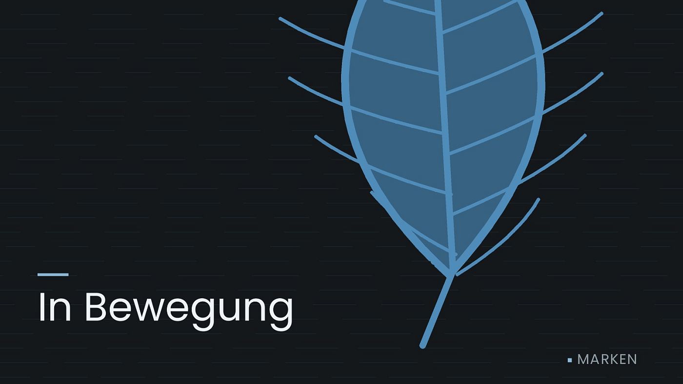 Symbolgrafik: ein gezeichnetes Blatt als Zeichen für Umwelt und Klima, beschriftet mit „In Bewegung“.