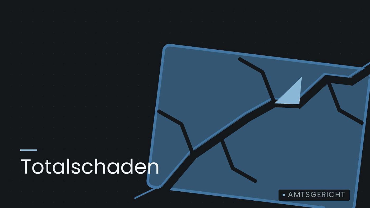Symbolgrafik: eine gezeichnete Bruchlinie über einer Fläche, beschriftet mit „Totalschaden“.